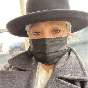 Meet your Posher, Ivette